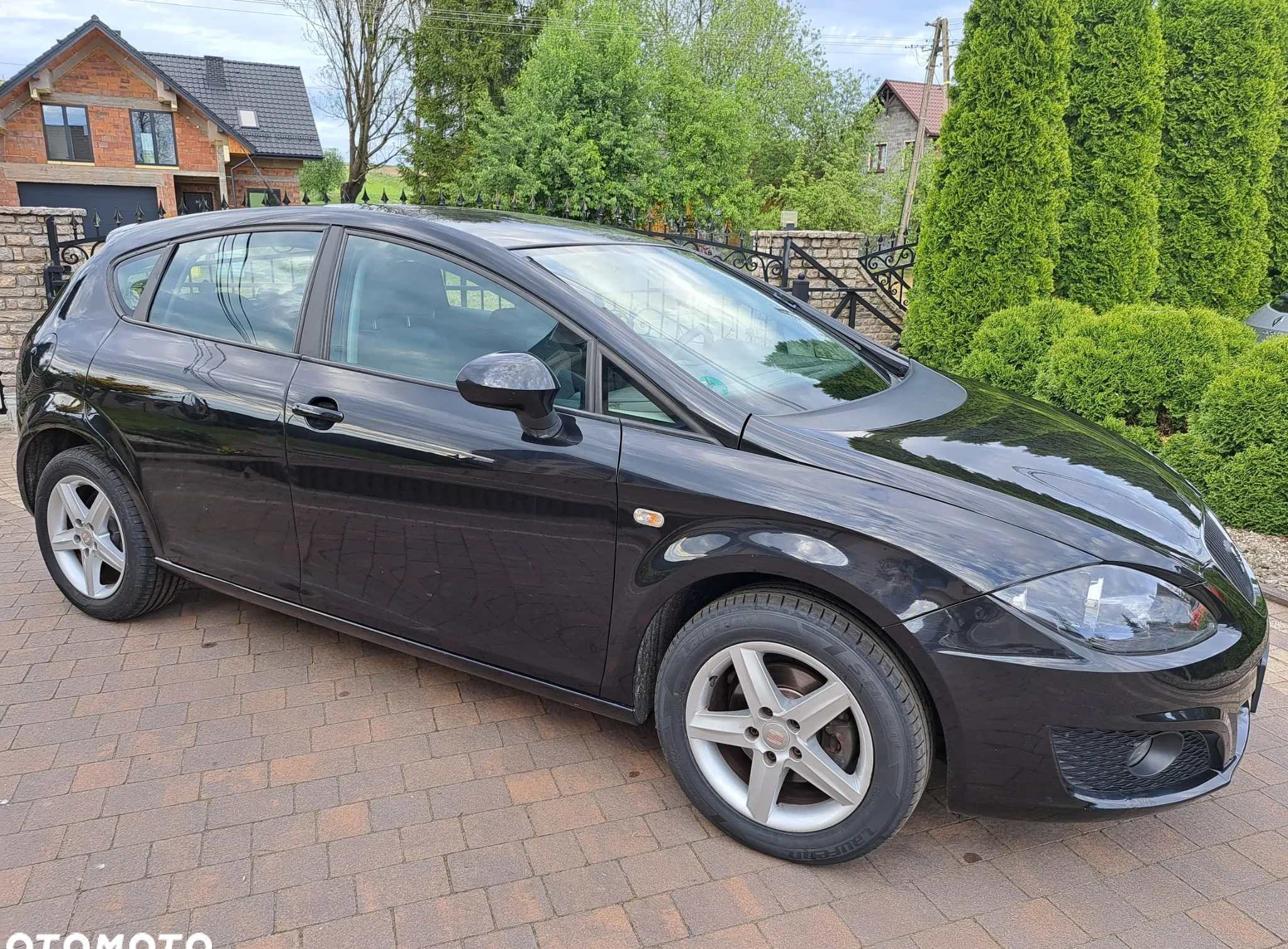 Seat Leon cena 18900 przebieg: 180000, rok produkcji 2009 z Wolbrom małe 211